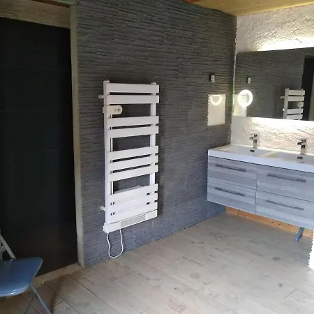 Spacieux A Avec Vue Sur Montagne 170 M² *